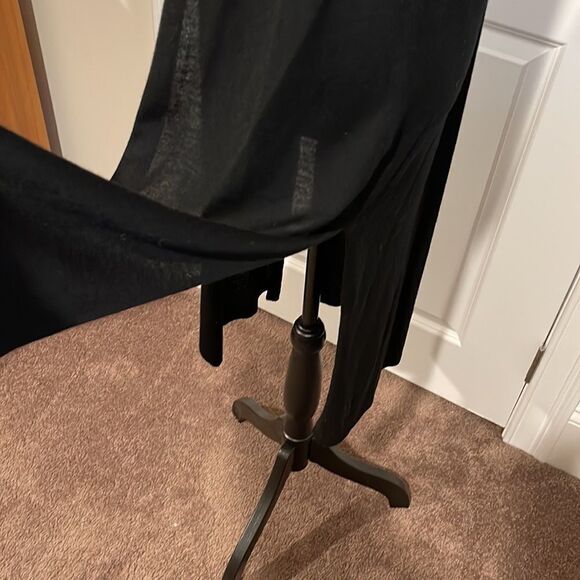 Black sleeveless sweater. Size XS - Picture 3 of 4